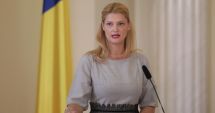 Stire din Politică-Administrație : Ramona Mănescu rămâne ministru: "Îmi asum să pierd politic"