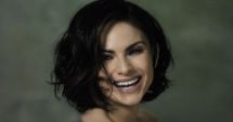 Stire din Actualitate : Ramona Bădescu, alimentele pentru un ten perfect: "Le prepar singură!"