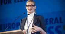 Stire din Eveniment : Ramona Mănescu, audiată în dosarul accidentului aviatic din Apuseni