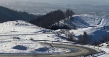Stire din Eveniment : Şoferi, bine de ştiut! S-a redeschis circulația pe DN 67C