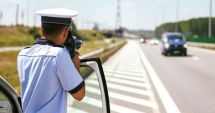 Stire din Eveniment : La pândă de vitezomani pe Autostrada Soarelui. Zeci de șoferi amendați, într-o oră