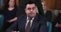 Stire din Eveniment : Fostul ministru Răzvan Cuc și omul de afaceri Cătălin Buşe, judecați pentru mită în dosarul RAR