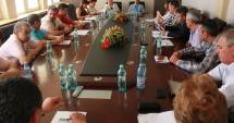 Stire din Politică-Administrație : Consiliul Local Mangalia, program de reducere a abandonului școlar