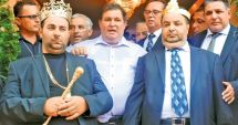 Stire din Eveniment : „Regele romilor”, Daniel Cioabă, anchetat după logodna fiului său de 16 ani cu o minoră de 14 ani