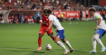 Stire din Sport : Farul se întoarce cu un punct de la Arad. Constănţenii au remizat, 1-1, cu UTA