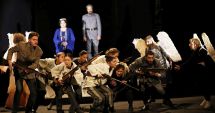 Stire din Cultură-Educație : Spectacolul "Inima Reginei Maria" poate fi vizionat, gratuit, astăzi, la teatru