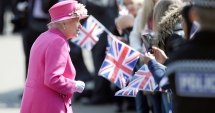 Stire din Actualitate : Răspunsul dat de Regina Marii Britanii unui fost terorist, după Brexit: "Încă trăiesc"