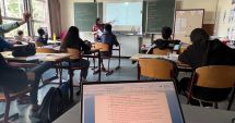 Stire din Cultură-Educație : Elevii revin la cursuri. Începe al doilea modul al anului școlar 2025–2026