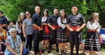 Pasiunea pentru tradiția populară nu are vârstă. Patru ansambluri folclorice din Hârşova au strălucit la festivalul din Bulgaria