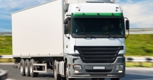 Stire din Economie : Restricții de circulație pentru vehiculele mai grele de 7,5 tone