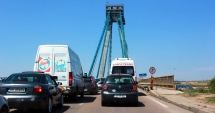 Stire din Eveniment : Cum să distrugi turismul în sudul litoralului cu un pod în paragină și o armată de idioți