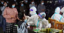Stire din Actualitate : Restricțiile pandemice dure din Shanghai intensifică furia cetățenilor