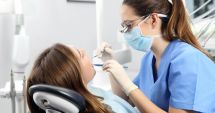 Stire din Sănătate : Retracția gingivală nu ține cont de vârstă. Aveți grijă de dinții voștri!