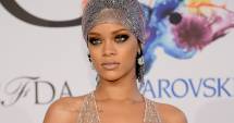 Stire din Monden : Rihanna, însărcinată cu un necunoscut