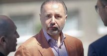 Stire din Eveniment : Fostul deputat Cristian Rizea, condamnat pentru corupție a fost adus în țară