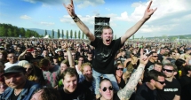 Stire din Diverse : La malul Dunării! Capidava Rock Fest