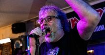 Stire din Actualitate : Doliu în lumea muzicii rock! Încă o legendă s-a stins la numai 69 de ani