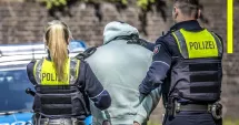 Stire din Actualitate : Anchetă de amploare. Românul care dirija o rețea de furturi auto de lux a fost arestat
