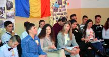 Stire din Cultură-Educație : Școlarii, invitați la concursuri de fotografie, desene și eseuri