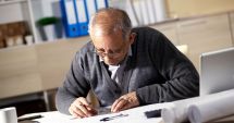 Stire din Economie : Românii de peste 45 de ani şi-au căutat un loc de muncă în august