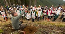 Stire din Social : De Ziua Sustenabilității în România angajaţii Rompetrol plantează 10.000 de puieți forestieri în județul Sibiu