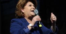 Stire din Politică-Administrație : Rovana Plumb: Decizia Comisiei JURI - profund incorectă, contrară Regulamentului de procedură din PE