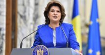 Stire din Politică-Administrație : SURSE: Lista PSD pentru europarlamentare va fi deschisă de Rovana Plumb. Locul doi este ocupat de o jurnalistă