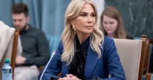 Stire din Politică-Administrație : Raluca Turcan: Așa-zisa „platformă conservatoare” din PNL pare construită în birou la Grindeanu