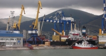 Stire din Economie : Rusia privatizează portul Novorossiysk, de la Marea Neagră