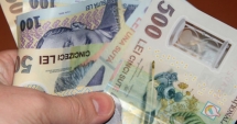 Stire din Eveniment : VEZI GRILA COMPLETĂ / CÂND ȘI CU CÂT SE VOR MĂRI SALARIILE MILITARILOR ȘI POLIȚIȘTILOR. Legea salarizării unitare a fost votată și merge la promulgare