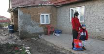 Stire din Social : Prea mulți copii români, lăsați singuri
