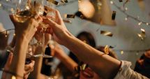Stire din Social : 3 cocktail-uri pe care să le pregătești pentru Dragobete!
