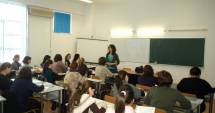 Stire din Cultură-Educație : Șansă nesperată pentru 21 de studenți