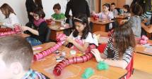 Stire din Cultură-Educație : La limita aroganței! Bătălia ofertelor în săptămâna "Școala Altfel"