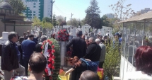 Stire din Sport : Imagini sfâșietoare! Durere fără margini la înmormântarea lui Dumitru Antonescu
