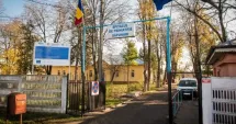 Stire din Eveniment : Scandal la un spital de psihiatrie. Zeci de angajați sunt acuzați că ar fi legat pacienții de paturi