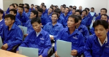 Stire din Economie : Sărmana, Românie! Exportă lucrători, importă asiatici și îi plătește mai bine decât pe fiii săi