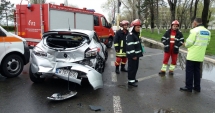Stire din Eveniment : GALERIE FOTO/VIDEO - ACCIDENT RUTIER ÎN MAMAIA. DOI ȘOFERI AU FĂCUT PRĂPĂD! SUNT PERSOANE ÎNCARCERATE!