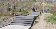 Stire din Social : Scările spre Plaja Modern, complet refăcute