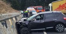 Stire din Eveniment : Trei persoane au fost rănite într-un accident rutier pe DN17