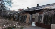 Stire din Actualitate : Un sfert dintre adolescenții români nu merg la școală, iar 4 din 10 copiii trăiesc la limita sărăciei