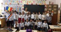 Stire din Cultură-Educație : "Pune ia și hai!", îndemnul Școlii nr. 38