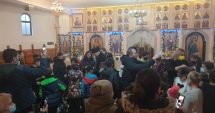 Stire din Cultură-Educație : „Moș Nicolae – prietenul copiilor” de la Școala gimnazială nr. 40