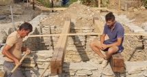Stire din Cultură-Educație : Școala de vară „Jurilovca” i-a învățat pe constănțeni secretele caselor din rezervația Delta Dunării