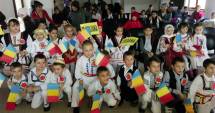 Stire din Cultură-Educație : Elevii din Poarta Albă  au sărbătorit  "Unirea-n cuget și simțiri"
