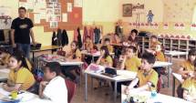 Stire din Cultură-Educație : Medalie de argint pentru elevii Școlii Gimnaziale Spectrum