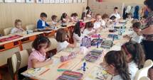Stire din Cultură-Educație : Școlile constănțene își deschid porțile pentru viitorii "boboci"