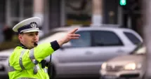Stire din Eveniment : Mașini neconforme, șoferi pe capete amendați. Mai multe certificate au fost reținute