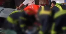 Stire din Eveniment : Accident grav cu trei tineri răniți. Mașina a ieșit de pe șosea și a lovit o conductă de gaz
