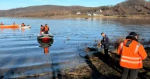 Stire din Eveniment : Căutările persoanei dispărute din lacul de la Topalu au fost reluate